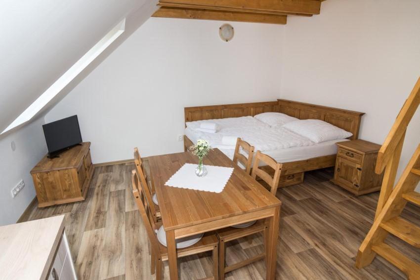 Penzion Konvalinka Jimramovské Pavlovice Buitenkant foto